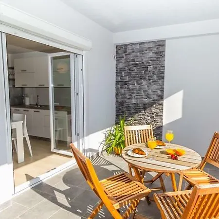 Apartmani Pocco Locco Biograd Na Moru Extérieur photo