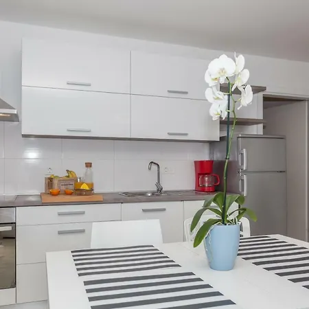 Apartmani Pocco Locco Biograd Na Moru Extérieur photo