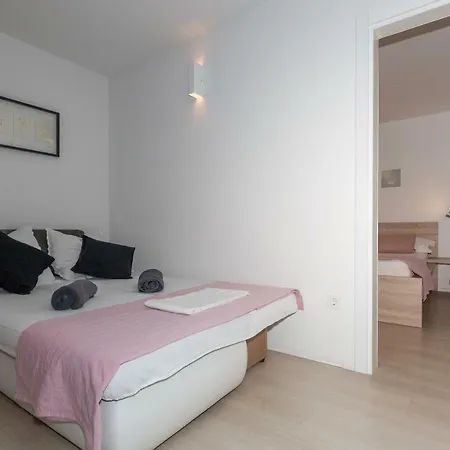 Apartmani Pocco Locco Biograd Na Moru Extérieur photo