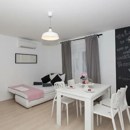 Apartmani Pocco Locco Biograd Na Moru Extérieur photo